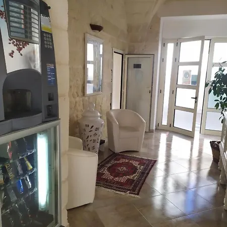 Otrantocasa * Otrante