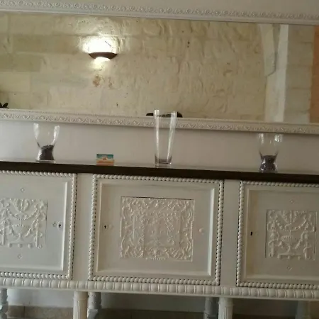 Otrantocasa *