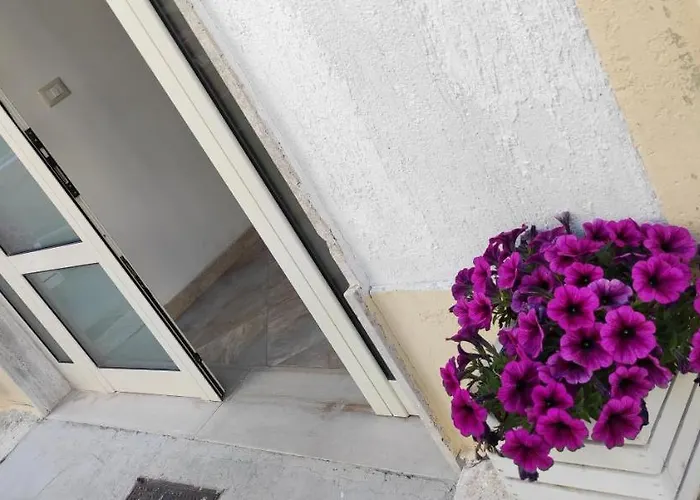 Otrantocasa * אוטרנטו